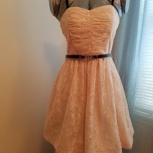 Forever 21 S/P pale pink lace dress